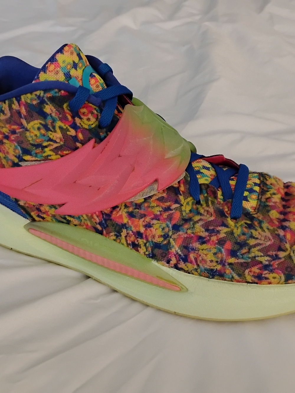 Nike Kevin Durant KD 14 Men's Size 14 Ron English 1 Pink/Blue DO6903-400